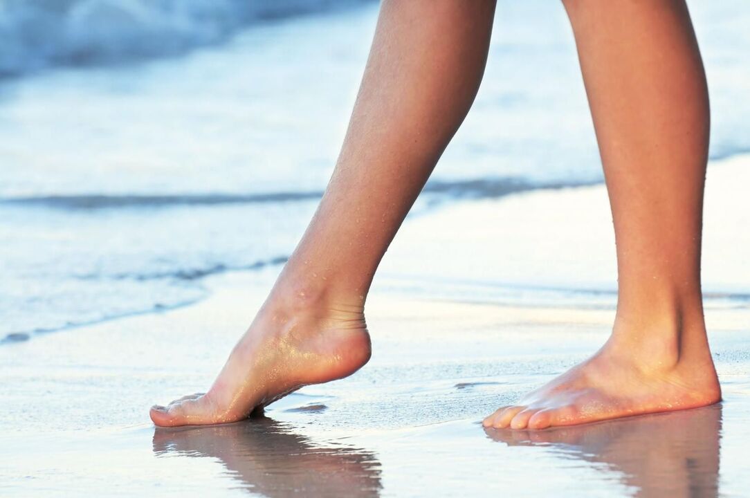 静脈瘤の予防 - 裸足で水の上を歩く